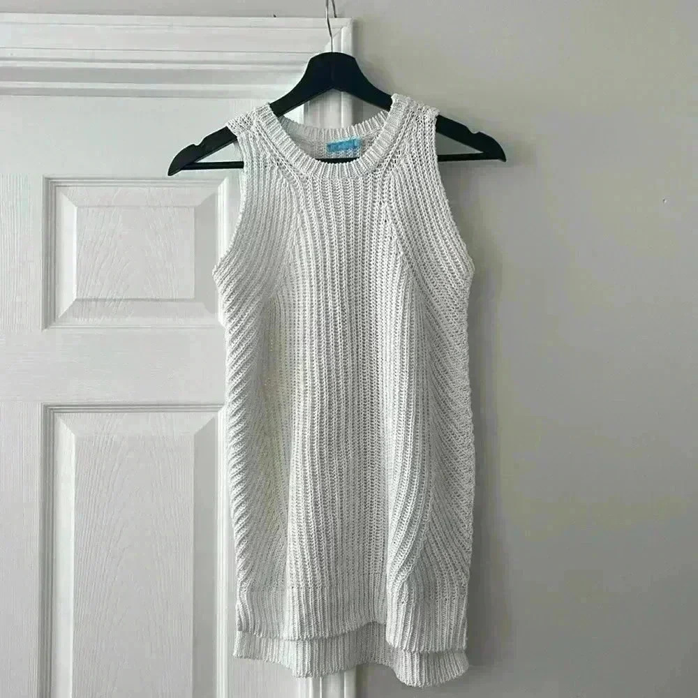 J. McLaughlin White Sleeveless Sweater